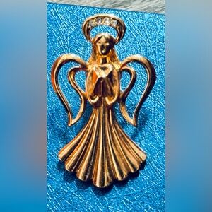 Elegant Gold Angel Brooch